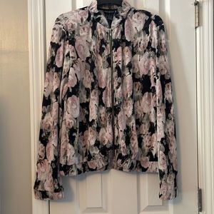 Soho floral zip jacket size XL